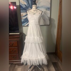 NWOT Boho Brides & Fans of White! Polka-Dot Sweetheart Neckline Tiered Midi